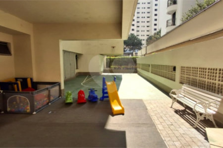 Apartamento à venda com 3 quartos, sendo 1 suíte,  em Indianópolis, São Paulo, SP