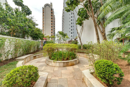 Apartamento à venda com 4 quartos, sendo 2 suítes, em Brooklin, São Paulo, SP