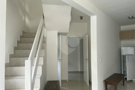 Casa à venda com 3 quartos, sendo 2 suítes,  no condomínio São Joaquim, Vinhedo - SP