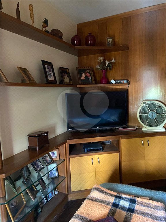 Apartamento à venda com 4 quartos, sendo 3 suítes,  em Cidade São Francisco, São Paulo, SP