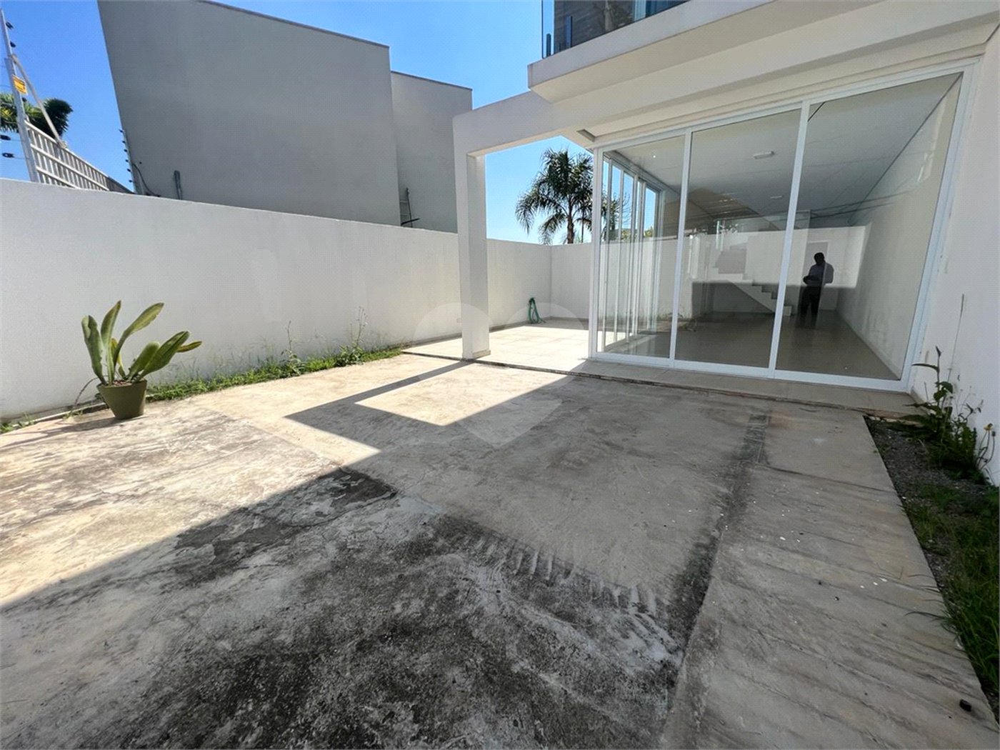 Casa à venda com 3 quartos, sendo 1 suíte, em Jardim Semiramis, Cotia, SP