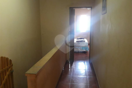 Sobrado à venda com 3 suítes em Vila Nivi, São Paulo, SP