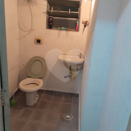 Oportunidade no Centro de São Paulo, apartamento tipo Kitnet no Bairro Parque D. Pedro II.
