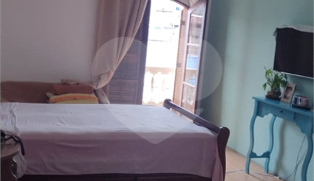 Sobrado à venda com 3 quartos, sendo 1 suíte,  em Jardim da Mamãe, Guarulhos, SP