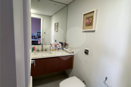 Apartamento à venda com 4 suítes em Vila Andrade, São Paulo, SP