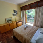 Casa à venda com 4 quartos, sendo 2 suítes, no condomínio Champs Elysees Village, Mairiporã - SP