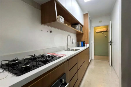 Apartamento à venda com 3 quartos, sendo 1 suíte, em Vila Madalena, São Paulo, SP