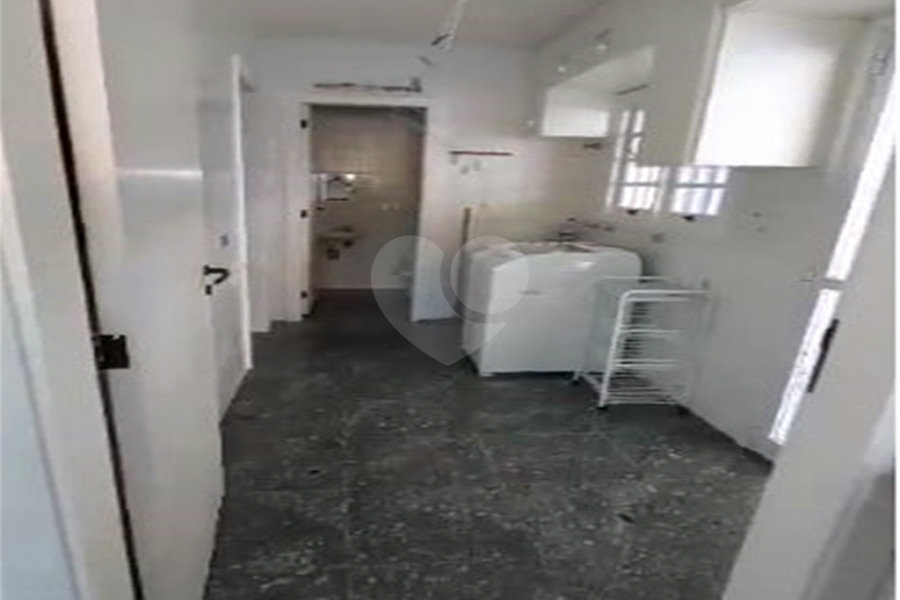 Casa à venda com 4 quartos, sendo 2 suítes,  no condomínio Res Jardim Itatinga, São Paulo - SP