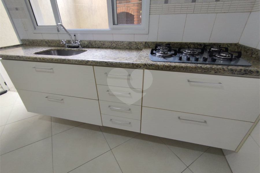 Sobrado à venda com 3 suítes em Vila Mazzei, São Paulo, SP