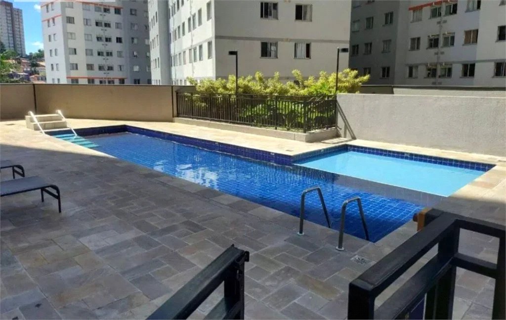 Apartamento à venda com 2 quartos em Parque Maria Helena, São Paulo, SP