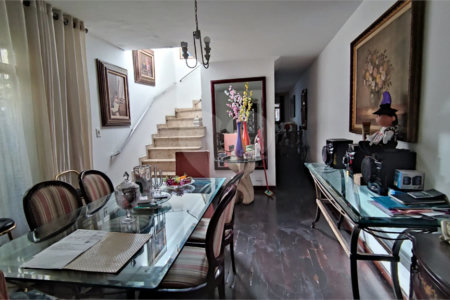 Casa à venda com 3 quartos, sendo 1 suíte, em Mirandópolis, São Paulo, SP