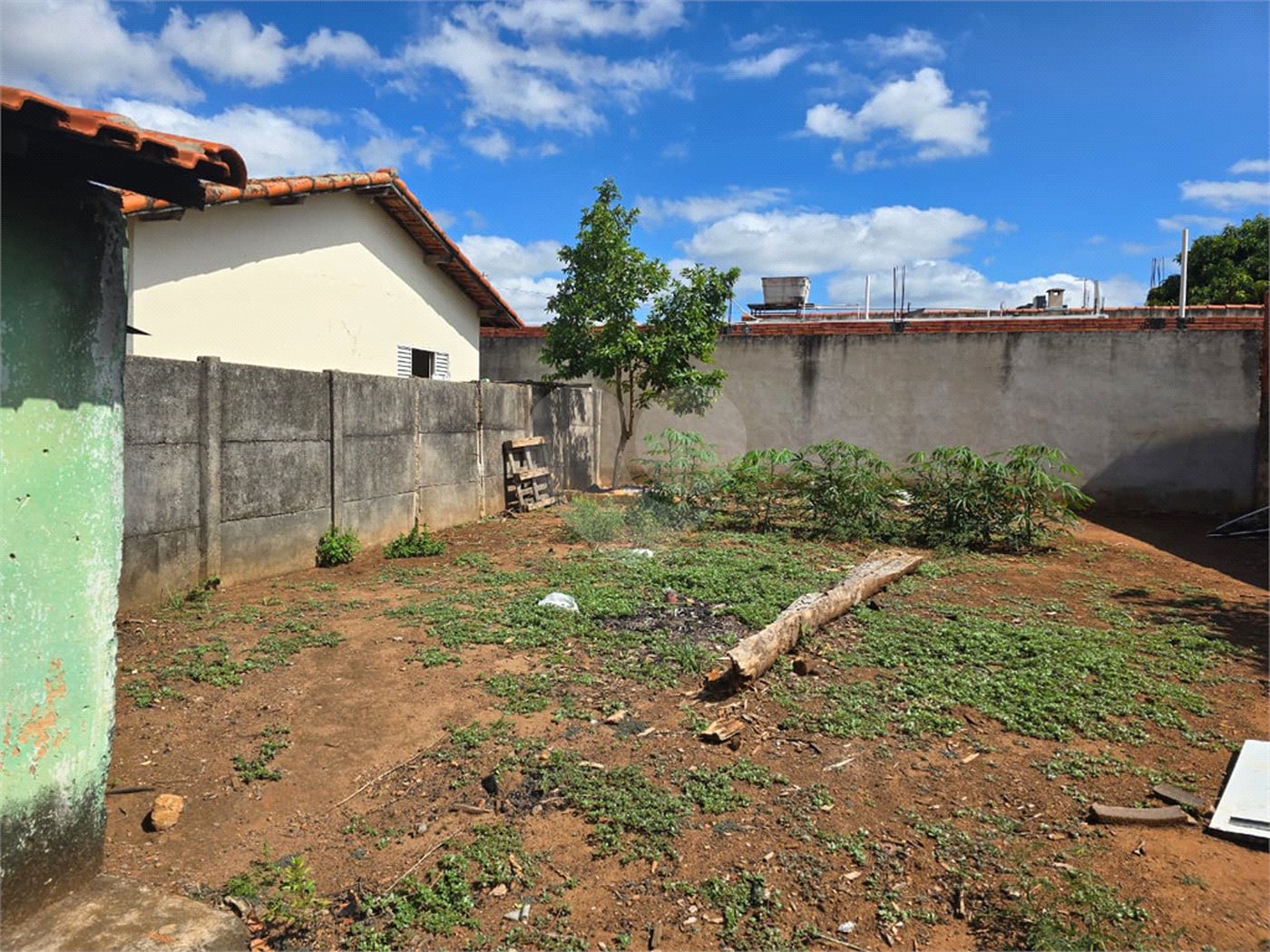 Casa à venda com 2 quartos no Centro, Itapetininga, SP