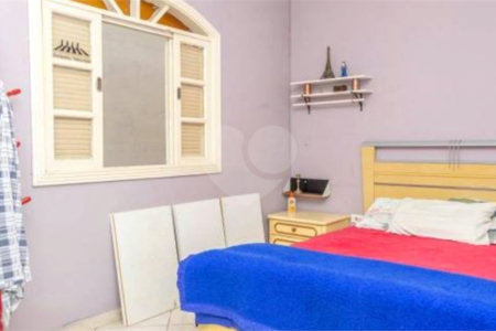 Sobrado à venda com 3 quartos, sendo 1 suíte,  em Jardim Monte Kemel, São Paulo, SP