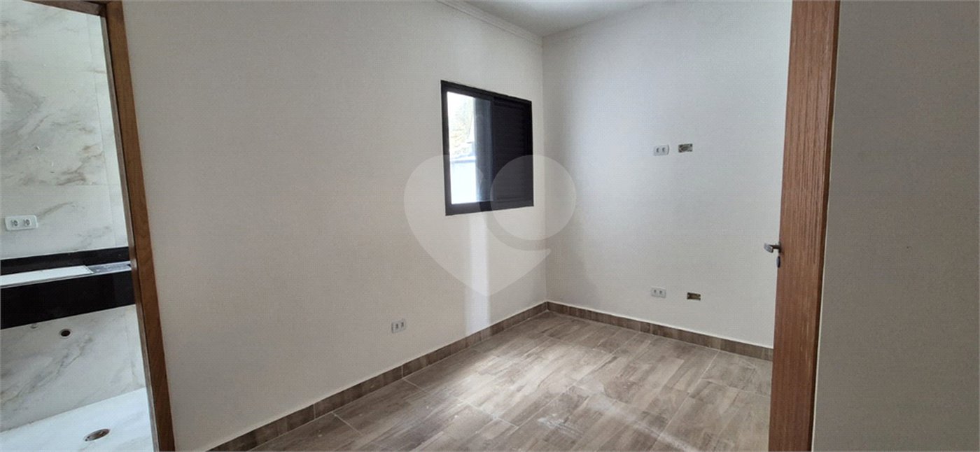 Casa à venda com 2 suítes no condomínio Danilo Iran, São Paulo - SP