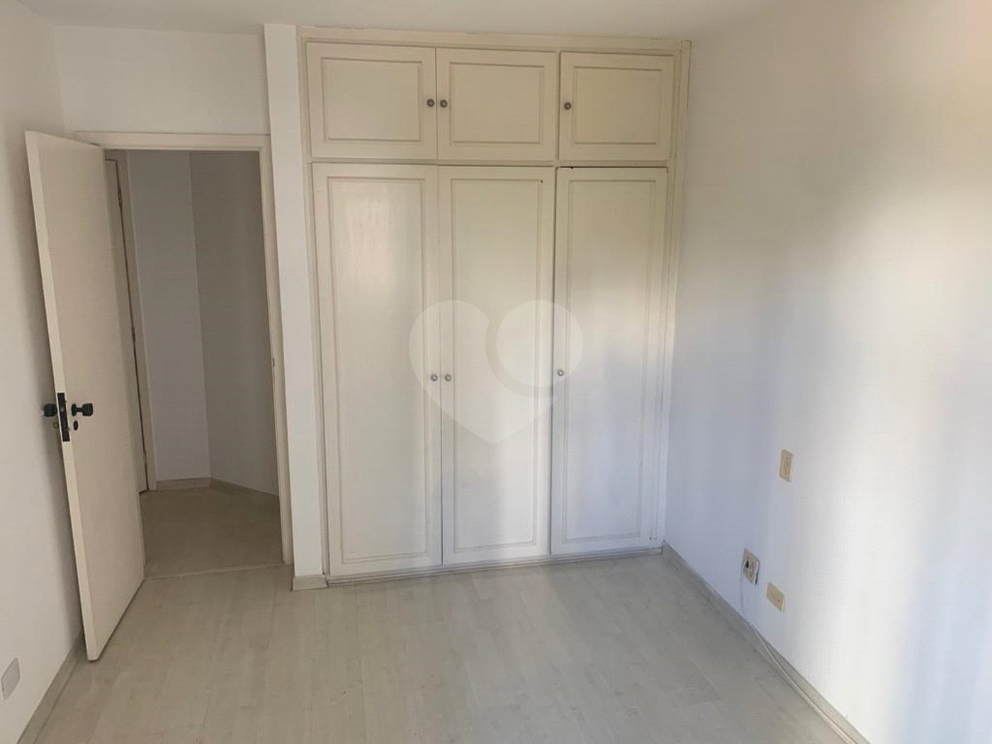 Apartamento para alugar com 3 quartos, sendo 1 suíte, em Cidade Monções, São Paulo, SP