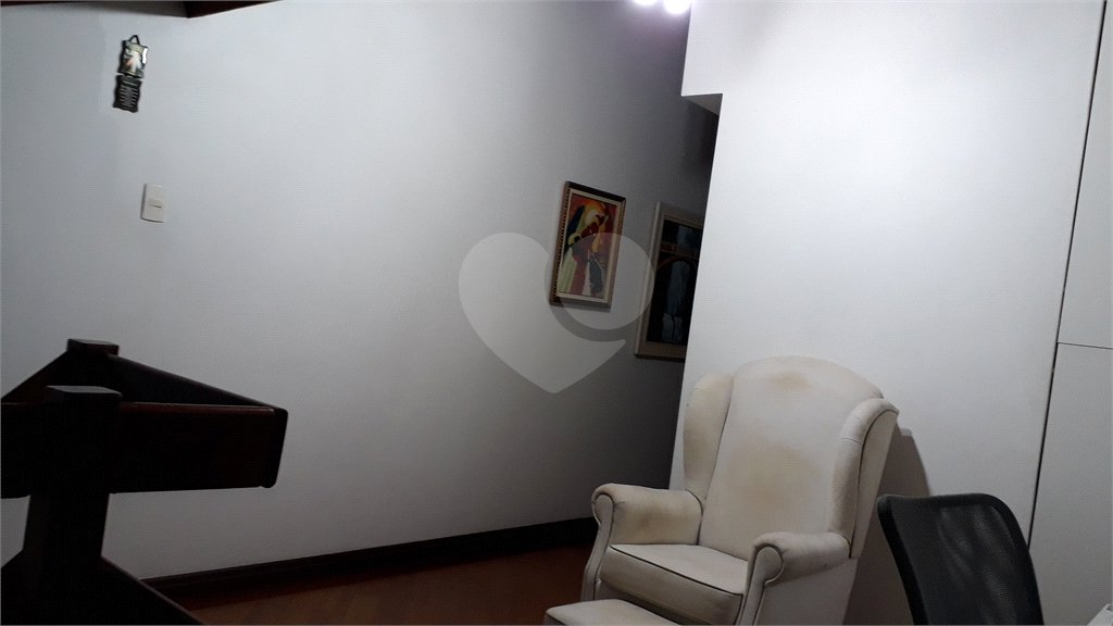 Casa à venda com 3 quartos, sendo 1 suíte, no condomínio Barbará Ii, São Paulo - SP