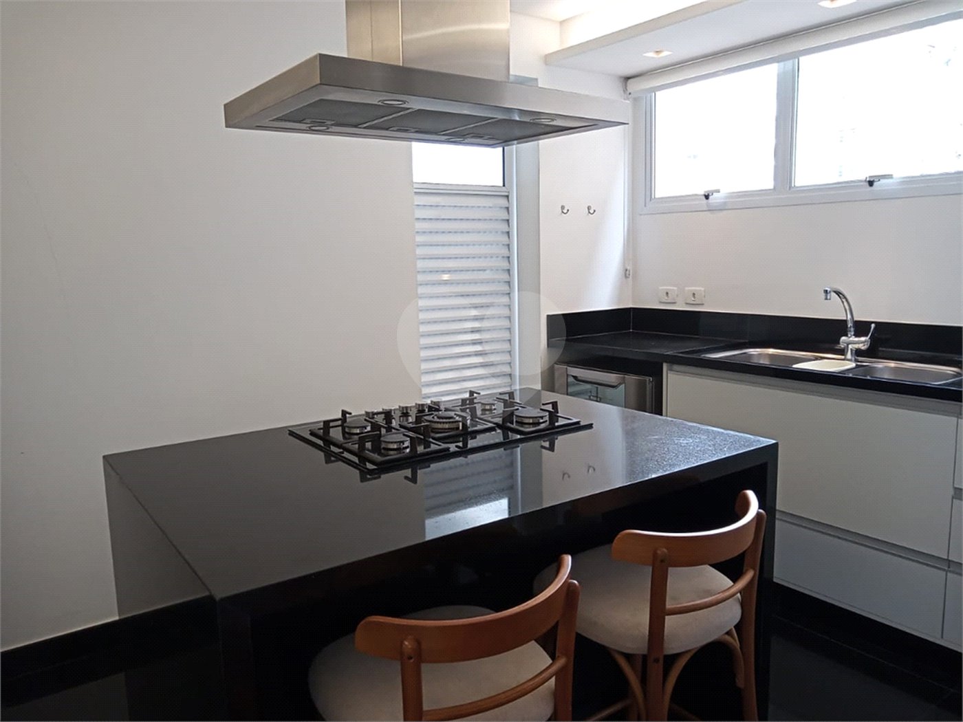 Apartamento à venda com 3 quartos, sendo 1 suíte, em Higienópolis, São Paulo, SP