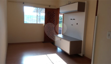 Casa à venda com 2 quartos em Guaxinduva, Atibaia, SP