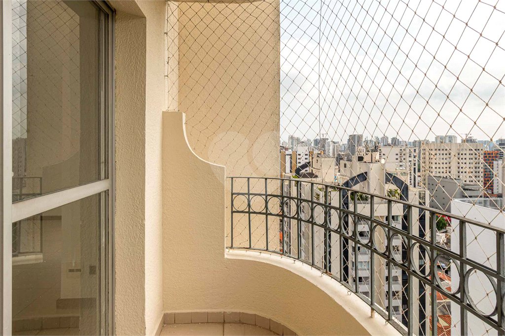 Cobertura à venda com 3 quartos, sendo 2 suítes, em Indianópolis, São Paulo, SP