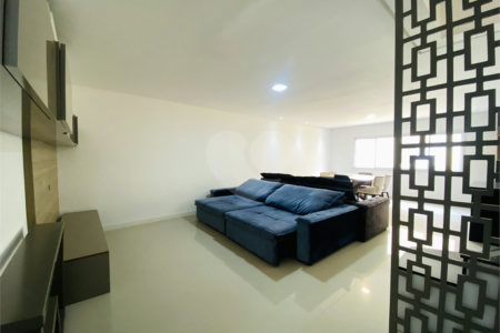 Apartamento à venda com 3 quartos, sendo 1 suíte, em Baeta Neves, São Bernardo do Campo, SP