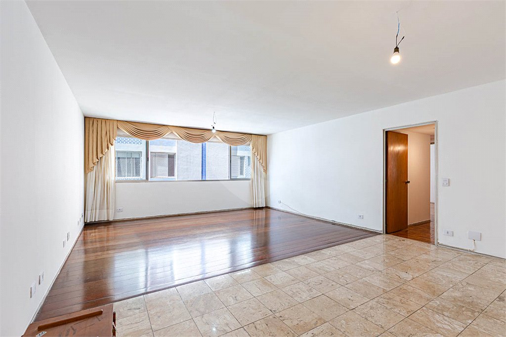 Apartamento à venda ou para alugar com 3 quartos, sendo 1 suíte, em Itaim Bibi, São Paulo, SP
