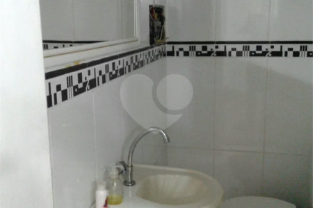 Casa à venda com 7 quartos, sendo 2 suítes, em Água Fria, São Paulo, SP