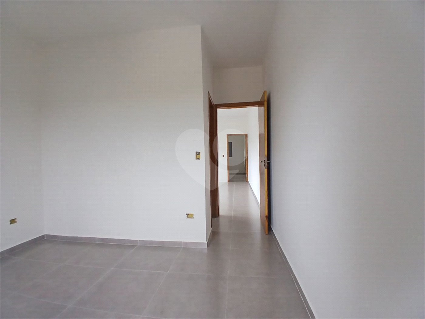 Casa à venda com 2 suítes em Jardim São Felipe, Atibaia, SP