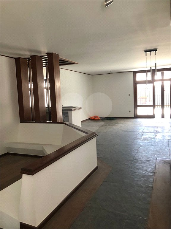 Sobrado à venda com 3 quartos, sendo 1 suíte, em Vila Trujillo, Sorocaba, SP