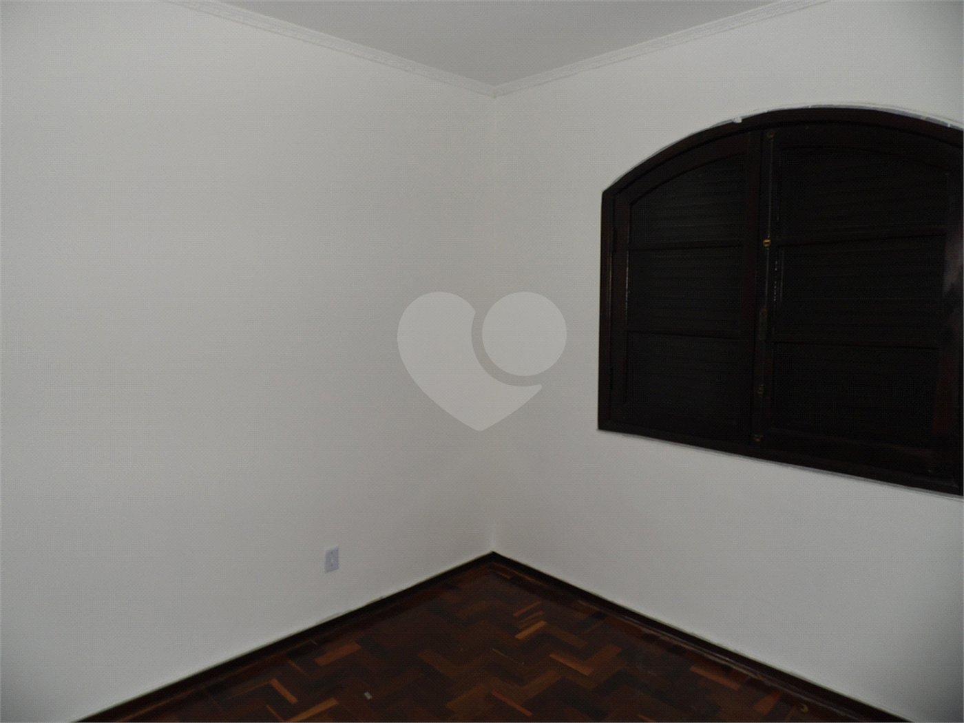 Casa à venda com 5 quartos, sendo 3 suítes, em Vila São Francisco, São Paulo, SP