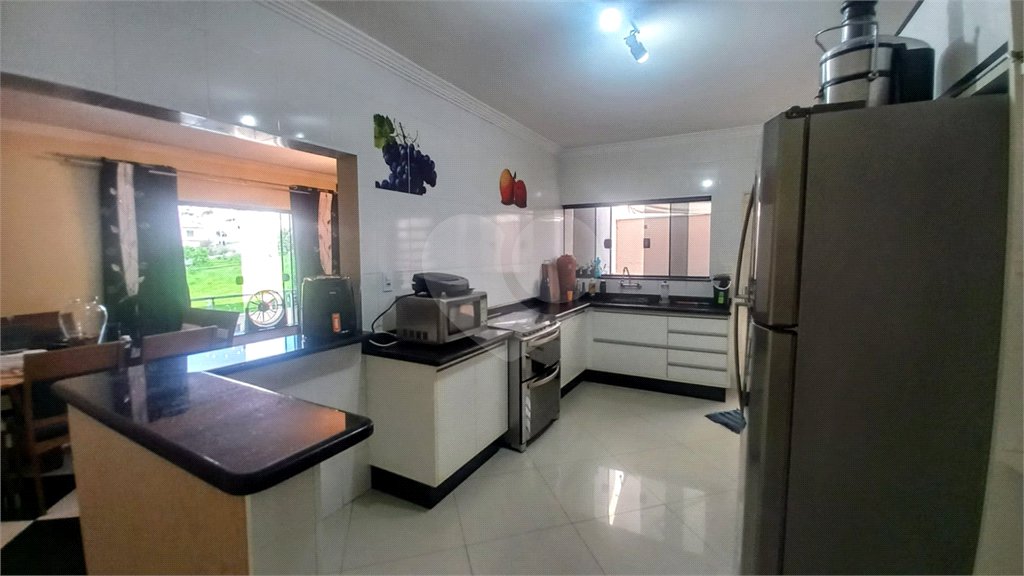 Casa à venda com 3 quartos, sendo 1 suíte,  em Jardim Residencial Martinez, Sorocaba, SP