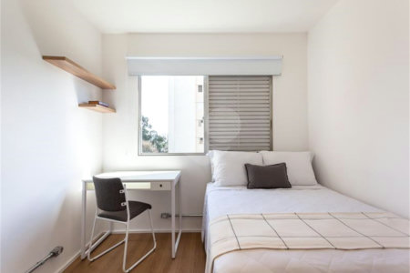 Apartamento à venda com 4 quartos, sendo 1 suíte, em Vila Olímpia, São Paulo, SP
