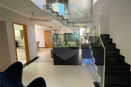 Casa à venda com 4 suítes no condomínio Aruã Lagos, Mogi das Cruzes - SP