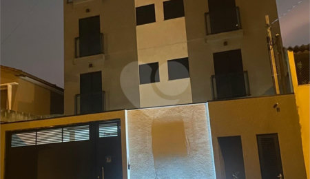 Cobertura à venda com 2 quartos, sendo 1 suíte,  em Vila Guaraciaba, Santo André, SP