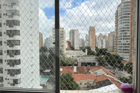 Apartamento à venda com 2 quartos, sendo 1 suíte,  em Indianópolis, São Paulo, SP