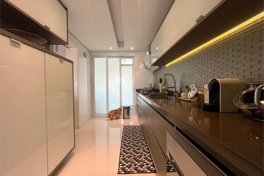 Apartamento à venda com 3 suítes em Santa Teresinha, São Paulo, SP