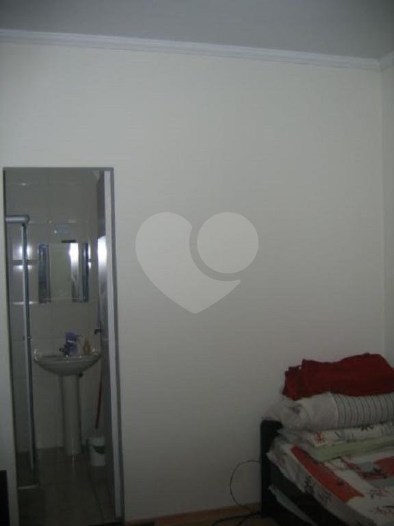 Casa à venda com 3 quartos, sendo 1 suíte, no condomínio Residencial Maracujás, São Paulo - SP
