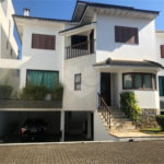Casa à venda com 4 suítes no condomínio Vila das Emboabas, São Paulo - SP