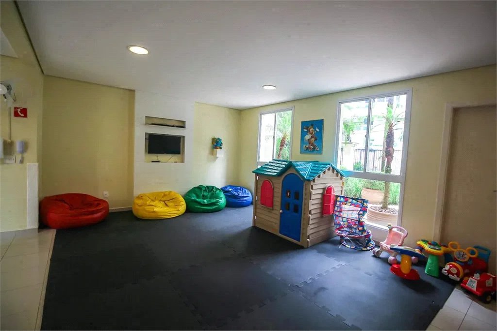 Apartamento à venda com 3 suítes em Real Parque, São Paulo, SP
