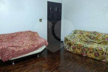 Casa à venda com 3 quartos, sendo 2 suítes, em Jardim São Paulo(zona Norte), São Paulo, SP