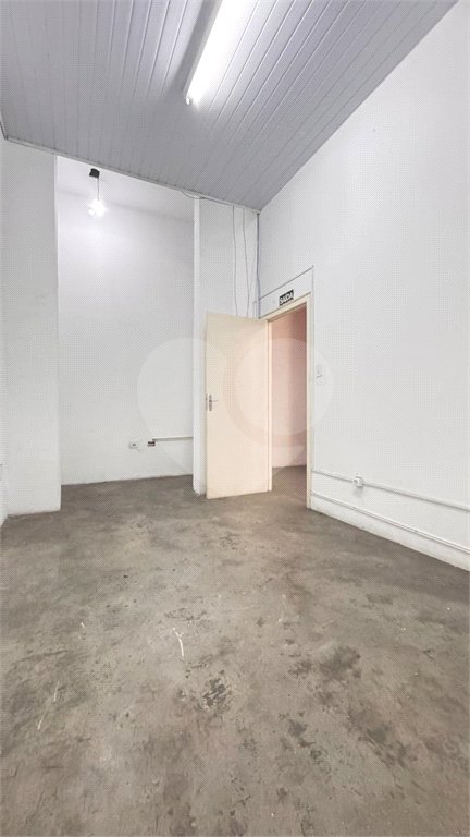Prédio para alugar no Centro, Poá, SP