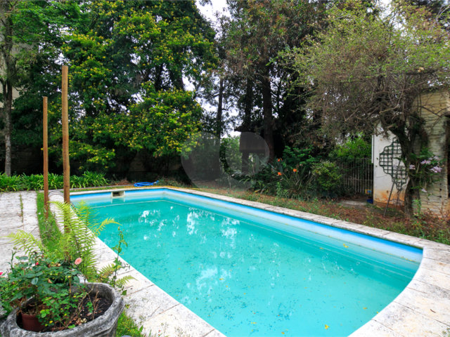 Casa à venda com 4 quartos, sendo 2 suítes,  em Jardim Marajoara, São Paulo, SP