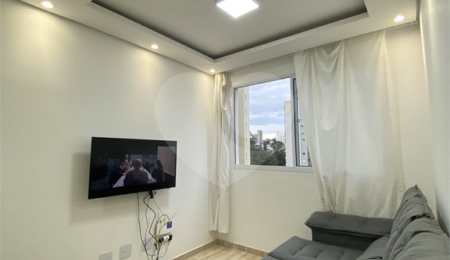 Apartamento à venda com 2 quartos em Parque Reboucas, São Paulo, SP