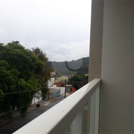 Apartamento à venda com 2 quartos, sendo 1 suíte,  em Jardim Brasil, São Roque, SP