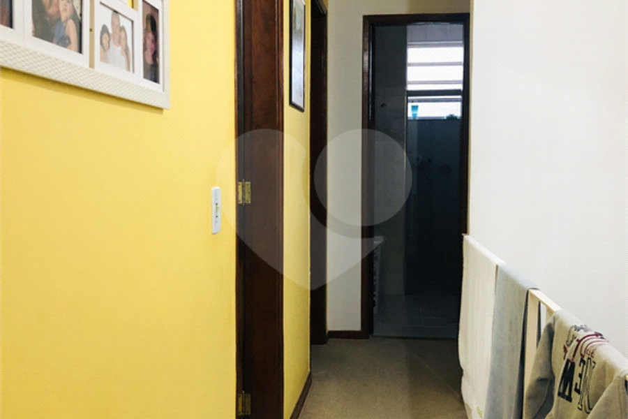 Sobrado à venda com 3 quartos em Tremembé, São Paulo, SP