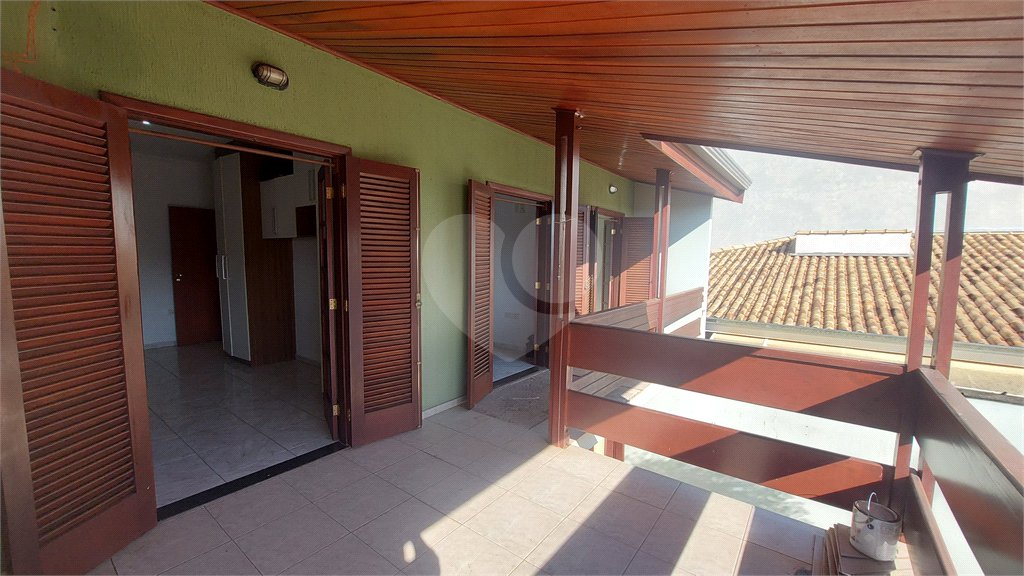 Sobrado à venda com 3 quartos, sendo 1 suíte, em Wanel Ville, Sorocaba, SP