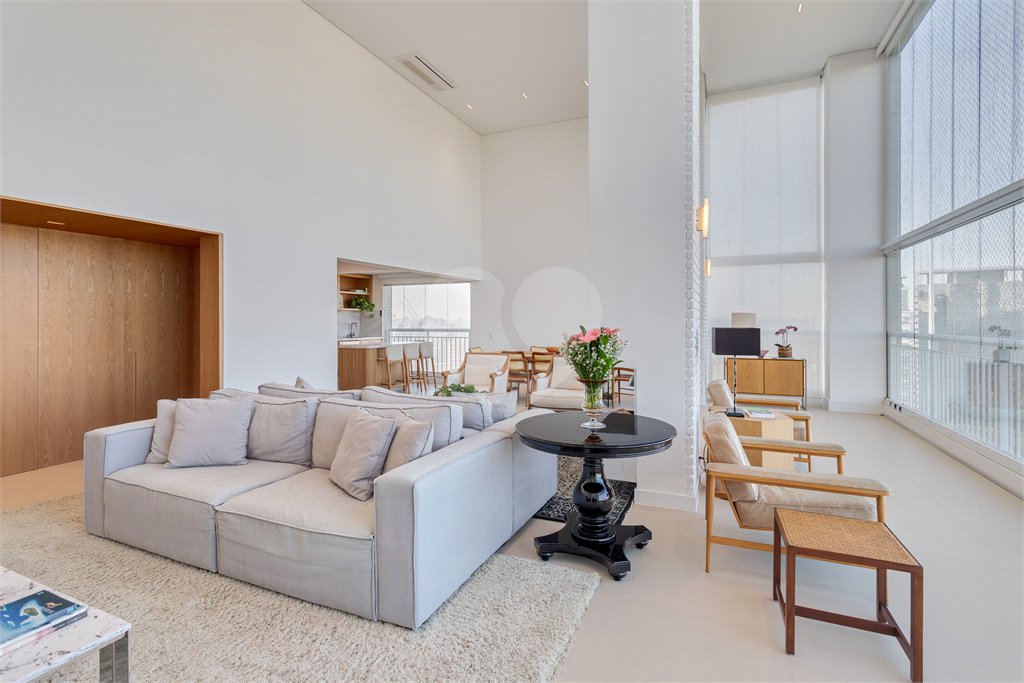 Apartamento à venda com 4 suítes em Panamby, São Paulo, SP