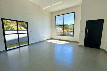 Casa Térrea à venda com 3 quartos, sendo 1 suíte, em Pinheirinho, Atibaia, SP