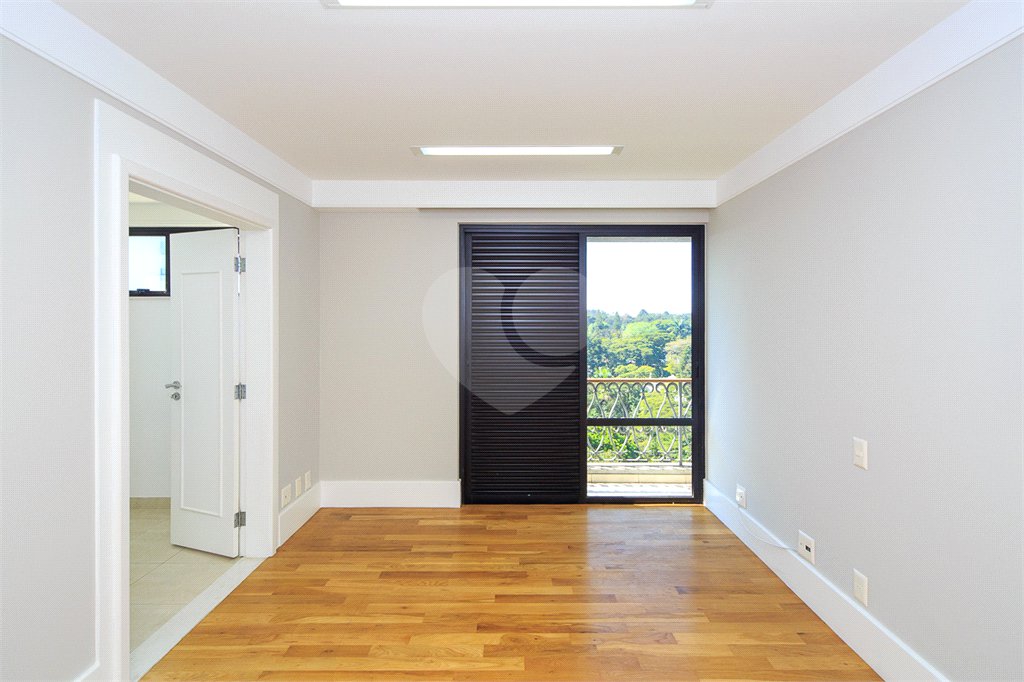 Duplex à venda ou para alugar com 5 suítes em Alto da Boa Vista, São Paulo, SP