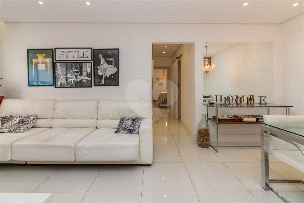 Apartamento à venda com 3 quartos, sendo 1 suíte, em Itaim Bibi, São Paulo, SP