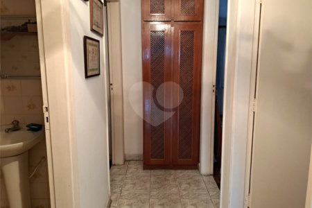 Sobrado à venda com 3 quartos, sendo 1 suíte, em Jardim Prudência, São Paulo, SP